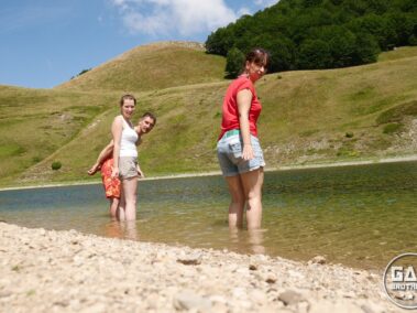 Kąpiel w jeziorze Orlovacko