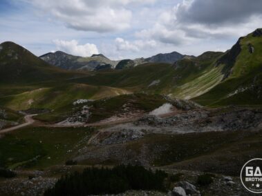 Bośniackie szczyty w okolicach Orlovacko jezero