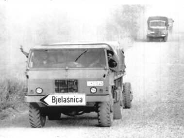 Wojska Mladica w drodze na Bjelasnice