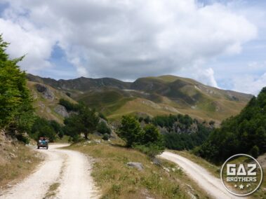 Gaz 69 na szutrach Czarnogóry