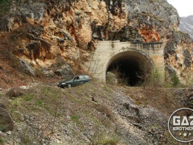 Samochodem przez bałkańskie tunele
