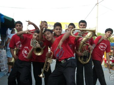 Orkiestra na festiwalu orkiestr dętych w Guczy