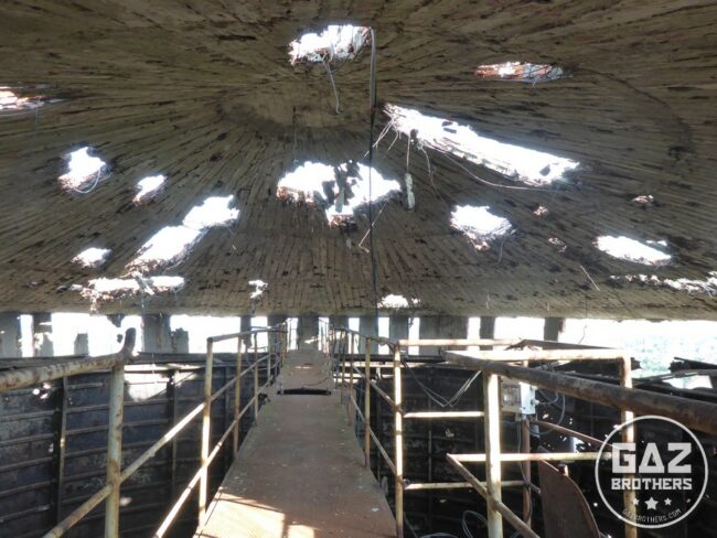 Wieża ciśnień w Vukovarze nosi liczne ślady ostrzału. Chorwaci początkowo pozostawili wieżę nietkniętą jako symbol. Aktualnie obiekt jest odnawiany i zyska nowy blask. Wieża ciśnień to symbol Vukovaru