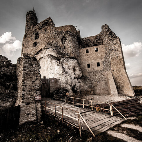 Event firmowy na Jurze zwiedzanie zamku w Mirowie