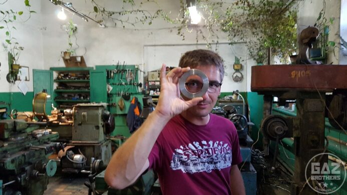 Gaz Brothers, Tomasz Maciążek