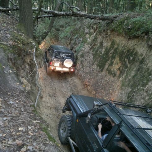 Off-road w Kazimierz Dolnym przejazd wąwozem